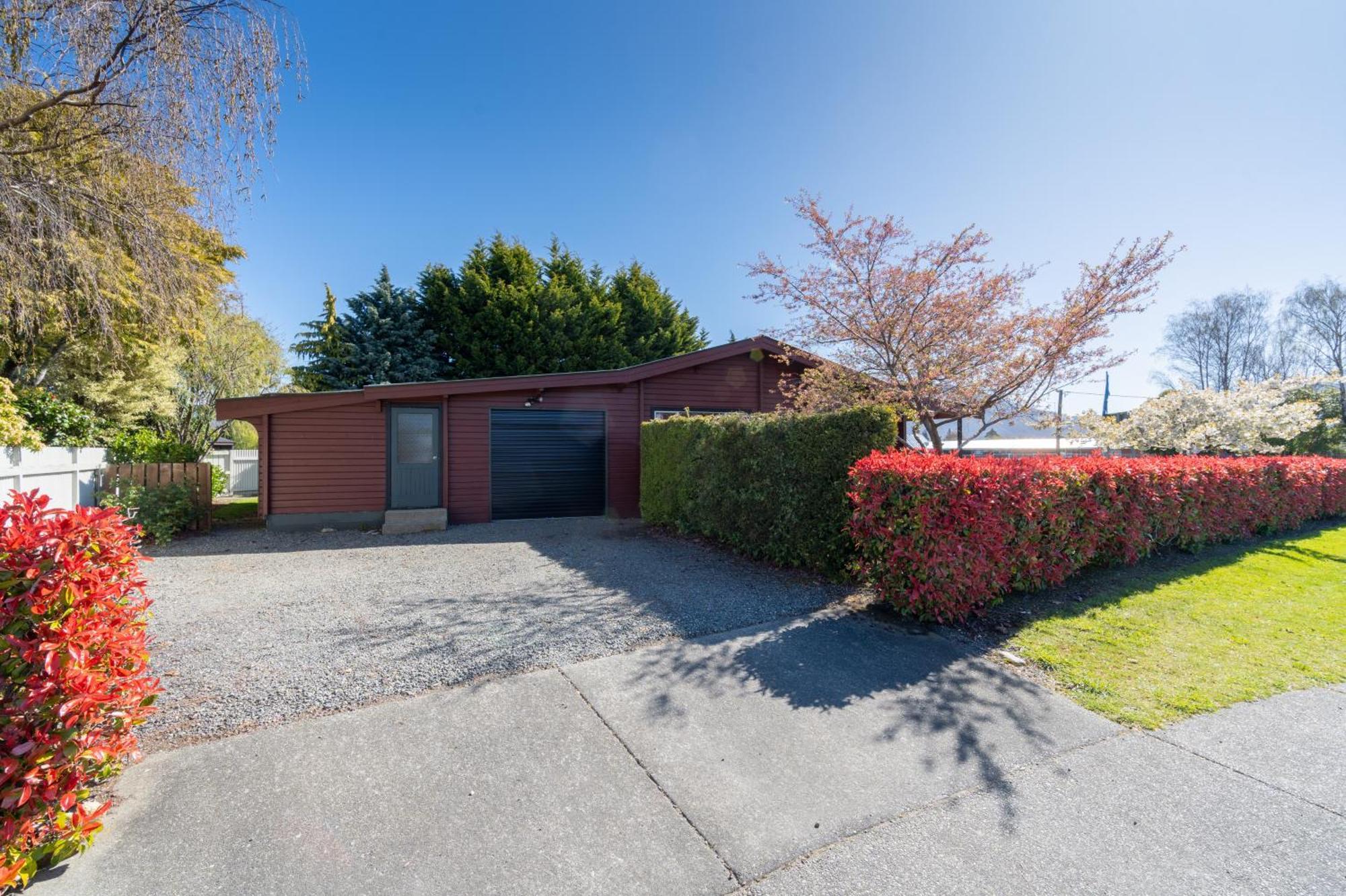 Te Anau Top 10 Holiday Park And Motels Exterior photo