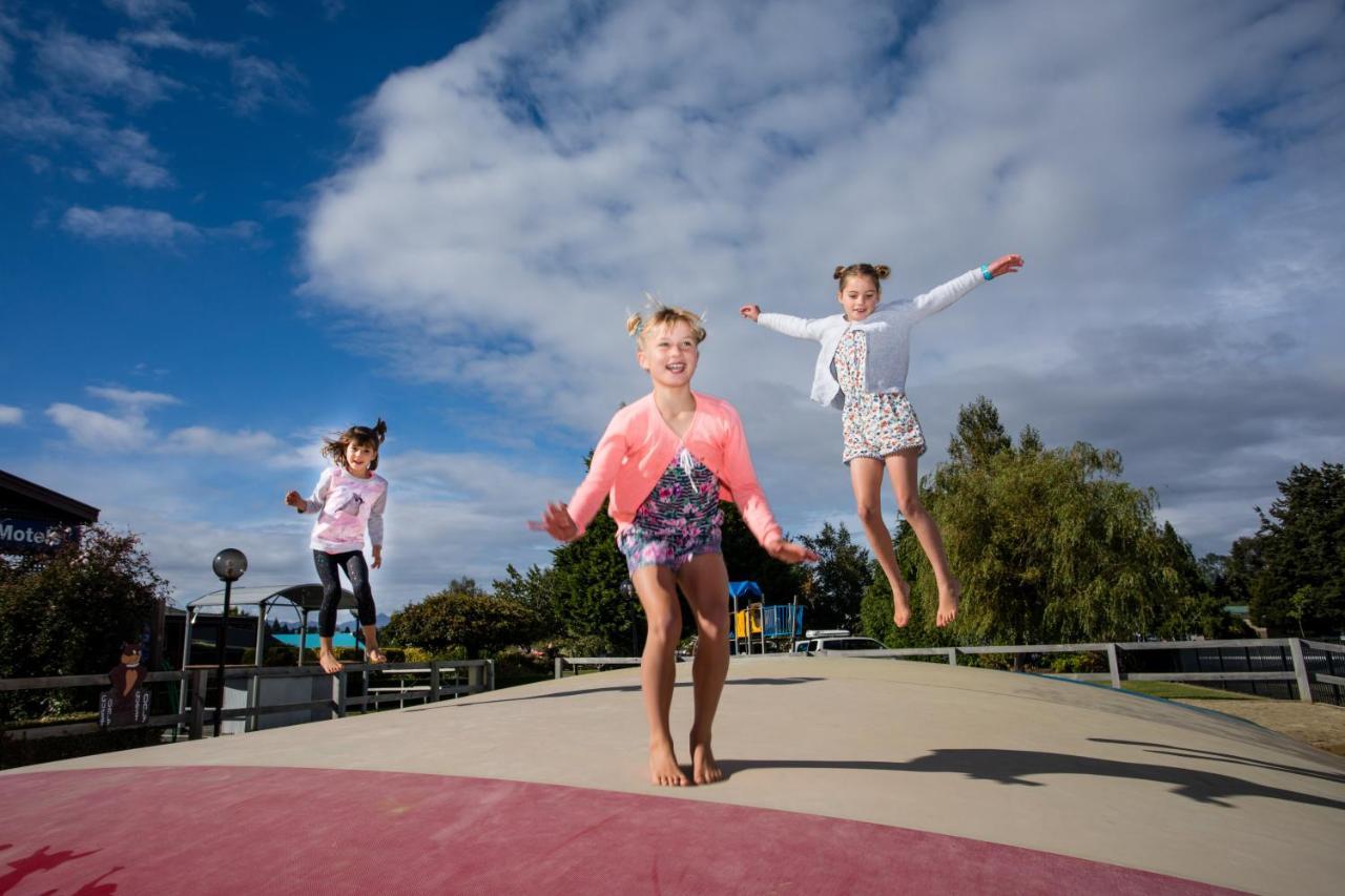 Te Anau Top 10 Holiday Park And Motels Exterior photo