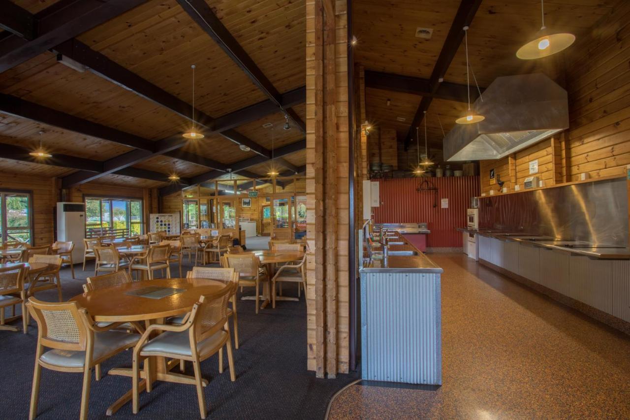 Te Anau Top 10 Holiday Park And Motels Exterior photo